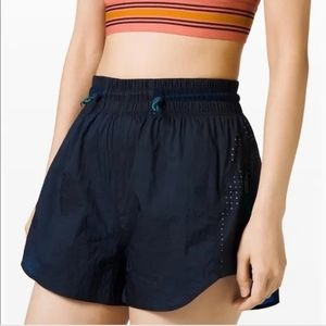 New Lululemon x Roksanda Break New Ground Short - blue Sz 6